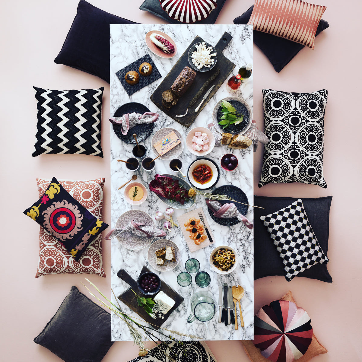 How to Create the Perfect Tablescape….. and make your guests feel love ...